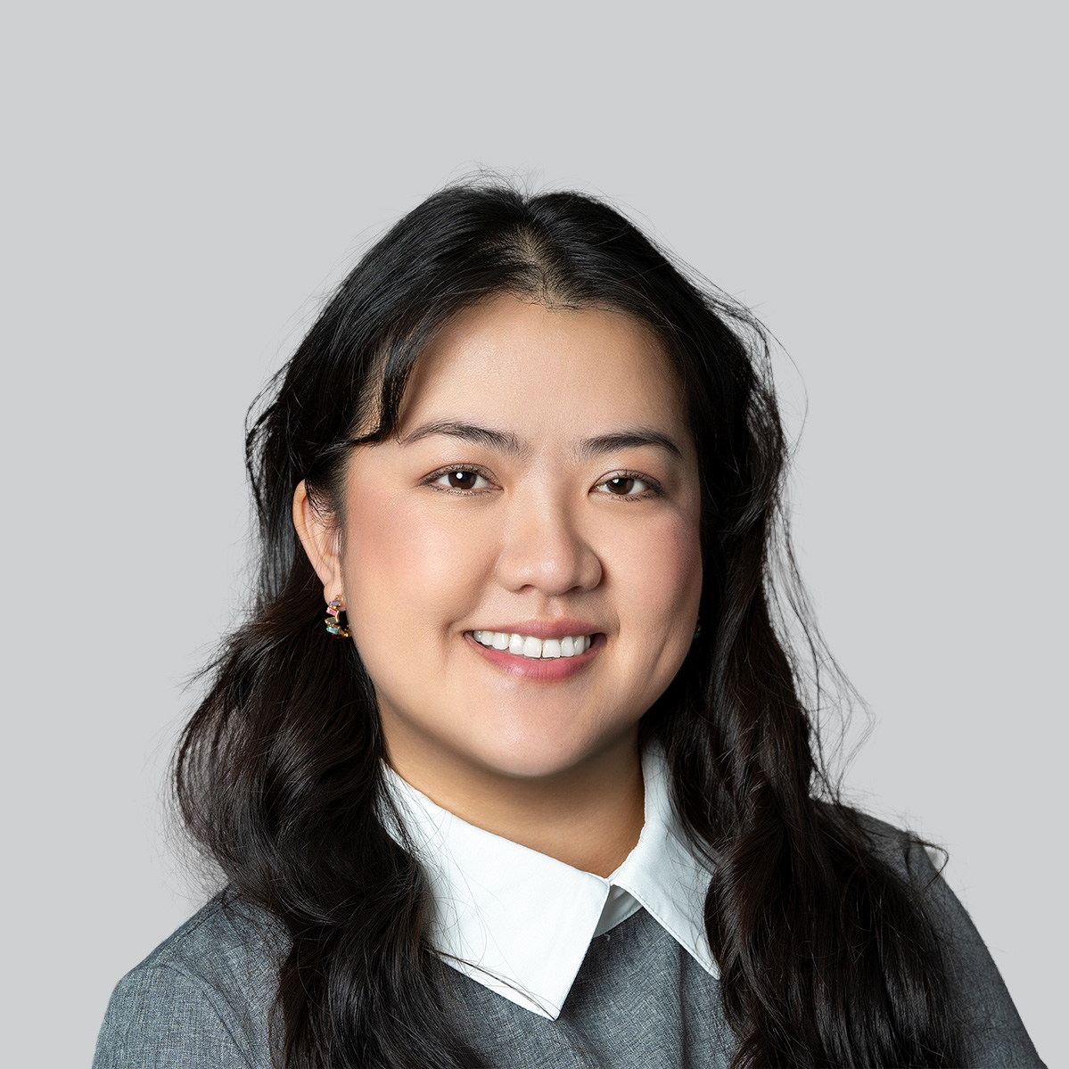 Ka Yang, Administrative Manager